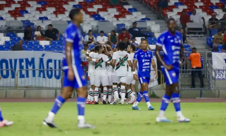 Vexame histórico! Águia é atropelado pelo Fluminense no Mangueirão e deixa gramado sob vaias