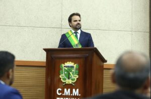 Sessão que decidiria futuro político de Toni Cunha é novamente suspensa