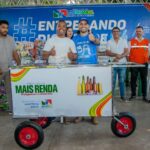 Prefeitura de Itupiranga entrega 10 carrinhos para reforçar renda de ambulantes